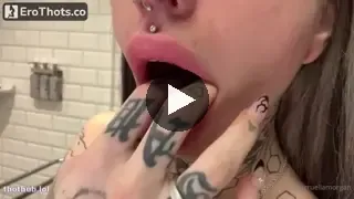 Cruella Morgan Finger sucking Onlyfans Leak